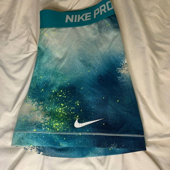 Nike Pros Spandex - Large - Picture 1 of 4